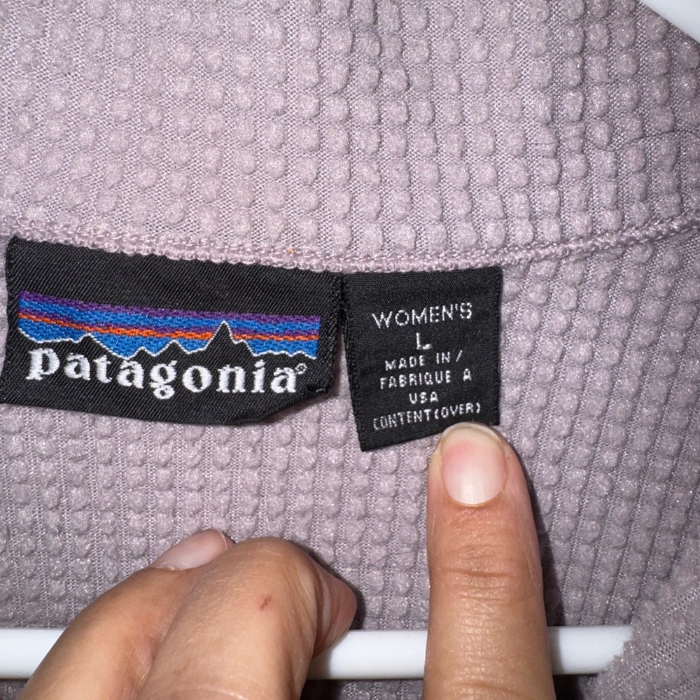 Patagonia Women's Textured Pullover in Light Purple Large - Picture 3 of 7